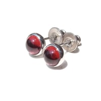 Candy pierce | garnet