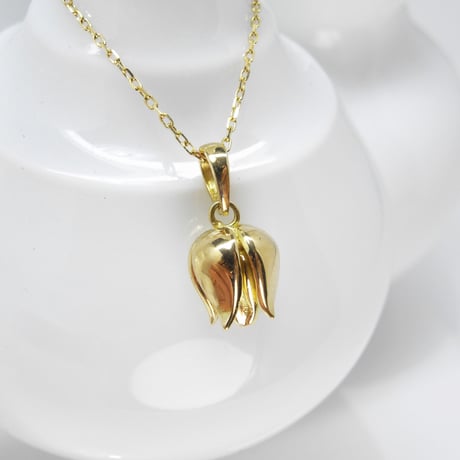 鈴木荘に咲く薔薇の蕾 necklace | G-series