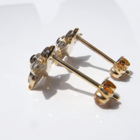 layer flower pierce