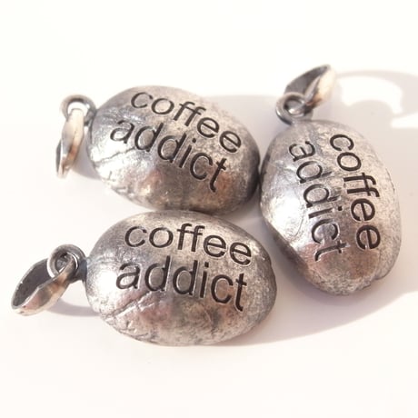 coffee addict necklace!!