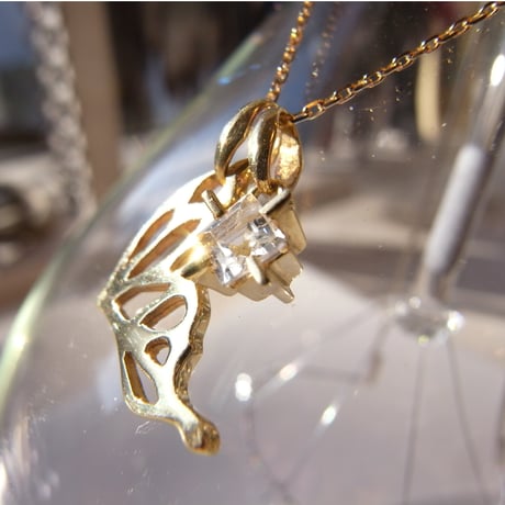 片羽 necklace | G-series＋square stone charm | white topaz