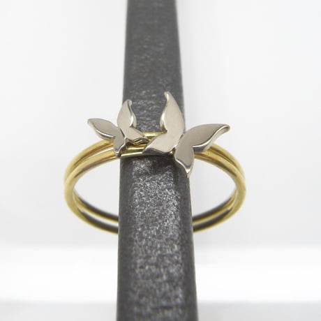 sottile - small butterfly ring