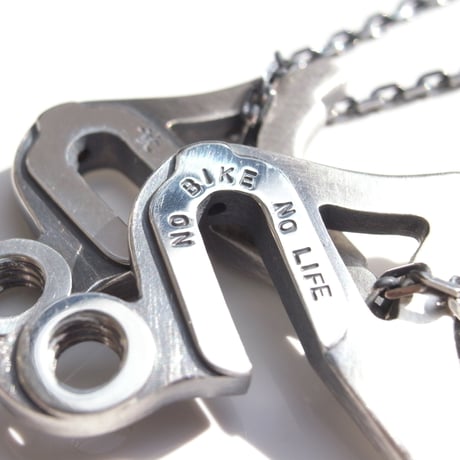 END necklace!!