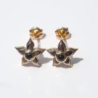 layer flower pierce