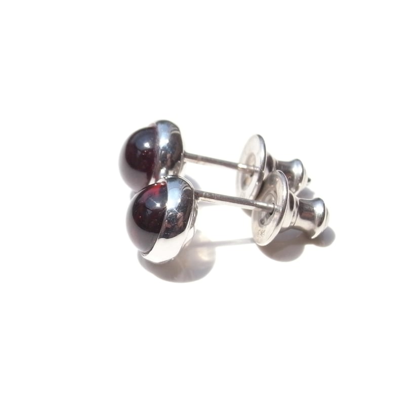 Candy pierce | garnet | suzukiso