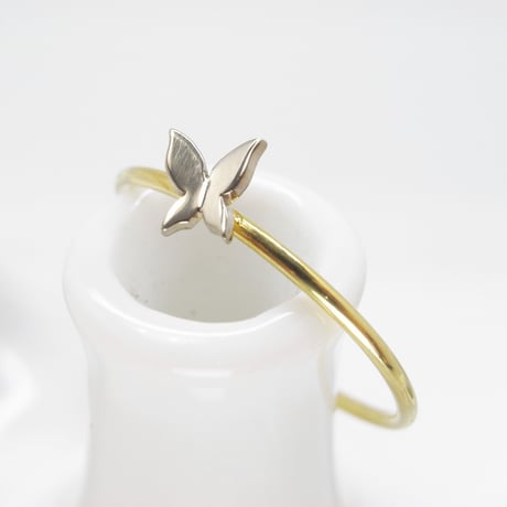 sottile - small butterfly ring