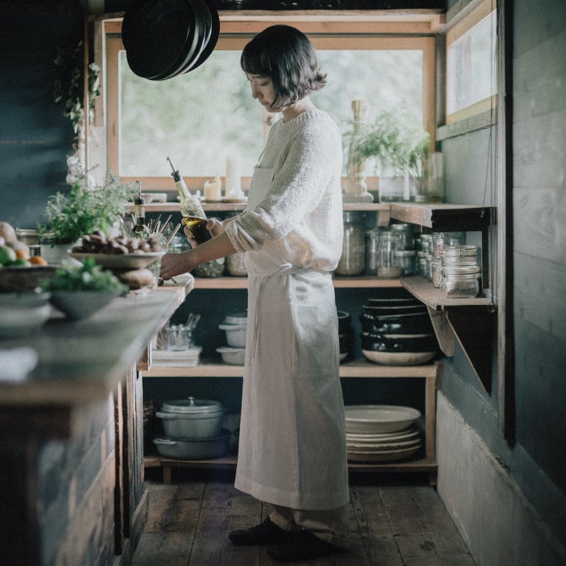 リネン・エプロン［ホワイト］ | 心に風 / Wind for Mind