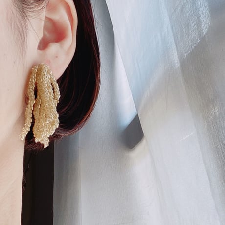 meteore / champagne gold /pierce  or  earring