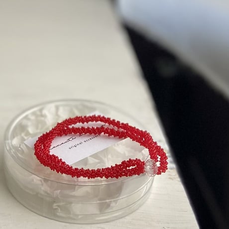 hand knitting  bracelet / red/一点物