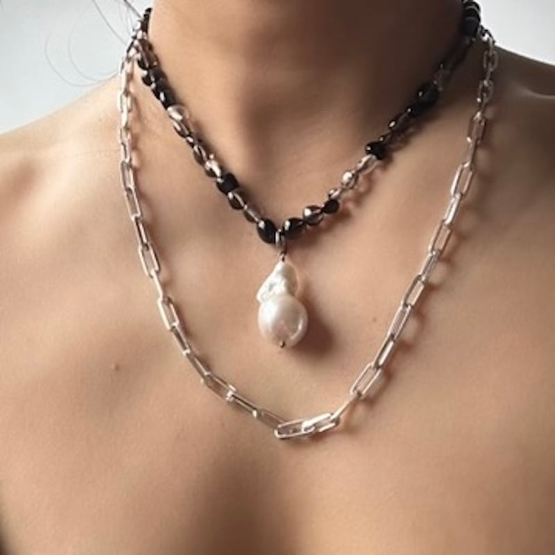 032572   天然戦国瑪瑙ネックレストップ貫通穴16.8＊24.９ミリ 032572 天然戦国瑪瑙ネックレストップ貫通穴16.8＊24.9ミリ