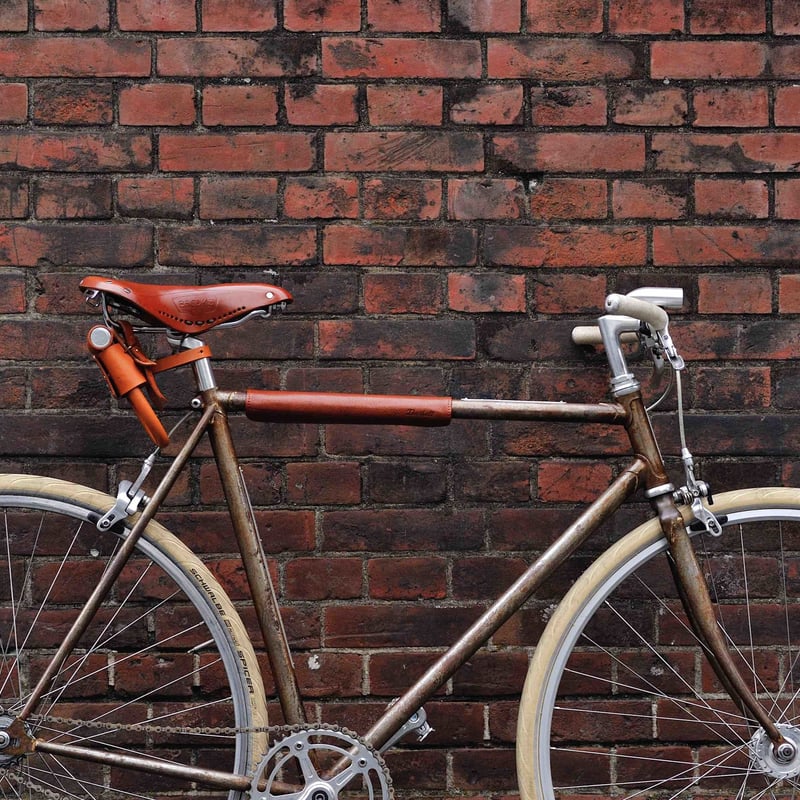 U字ロックホルスター¥6,264 | Decibell's STORE