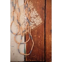 wood beads 3連ネックレス