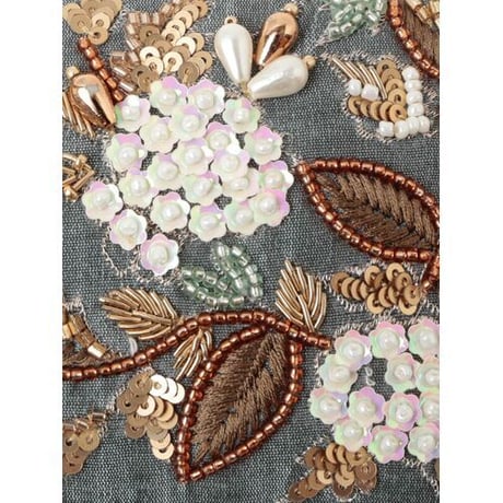 ビーズ刺繍のジュエリーボックス