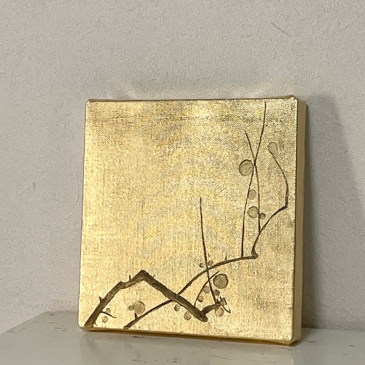 梅の詩 金に梅図 | AKIKO KONDO