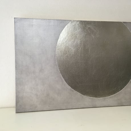 銀の月