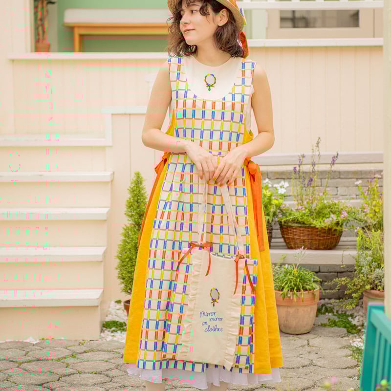 Mirror on Dress | HOWTOVENUS 