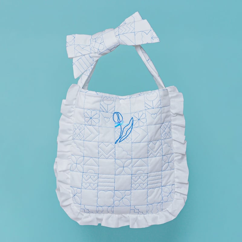 【セール中】HOW TO VENUS キルトタイルトートバッグ Quilt Tile Bag - BLUE | HOWTOVENUS