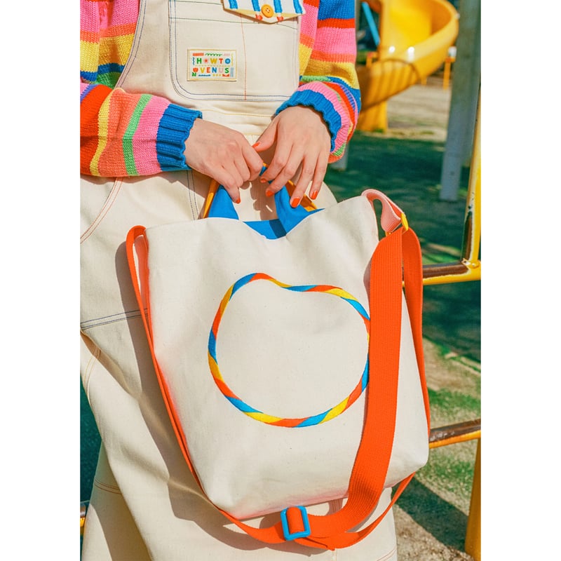 Hoop Shoulder Bag | HOWTOVENUS