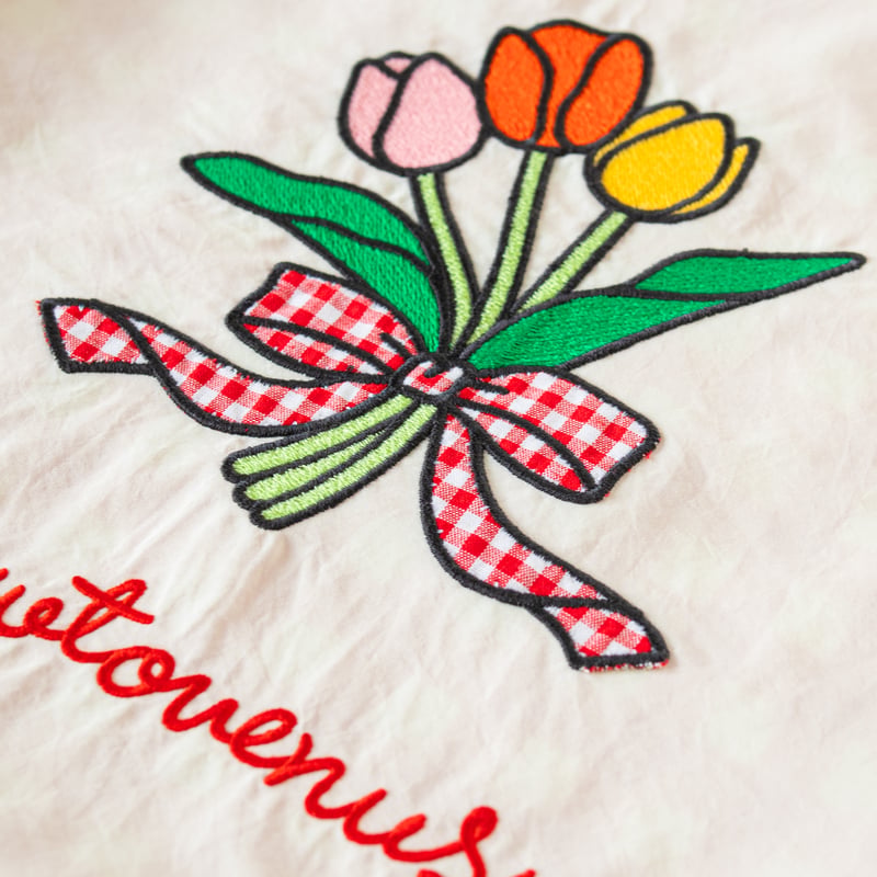 Tulip Bouquet Tote Bag | HOWTOVENUS