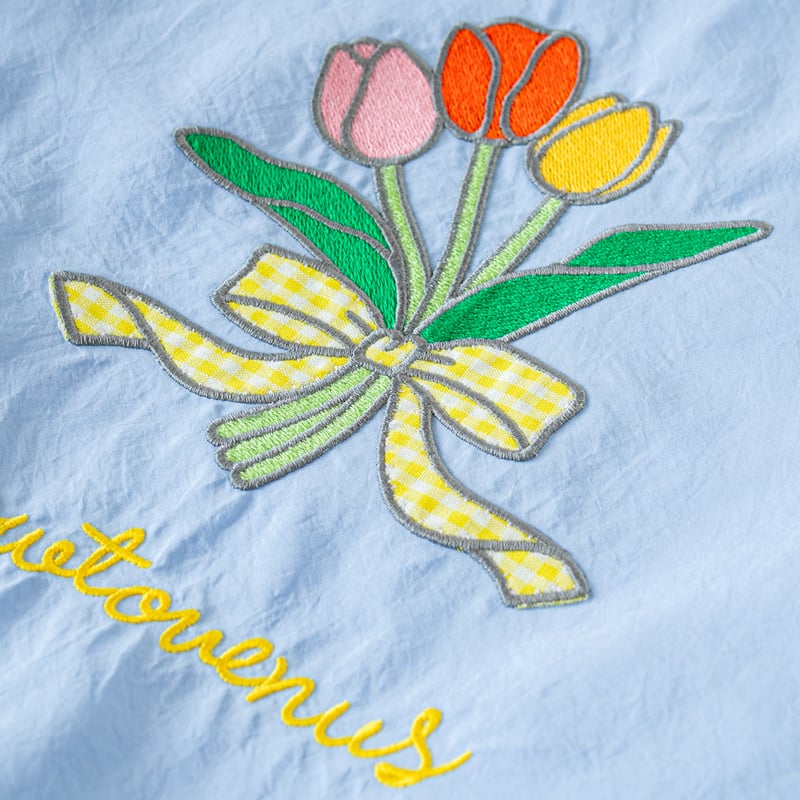 Tulip Bouquet Tote Bag | HOWTOVENUS