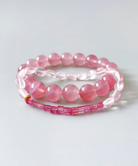 ピンクトルマリン＆ローズクォーツ＆18KYGビーズブレスレット（約15.5cm）