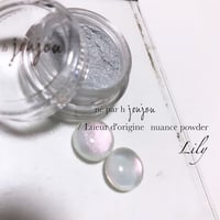 Lueur d'origine nuance powder / lily