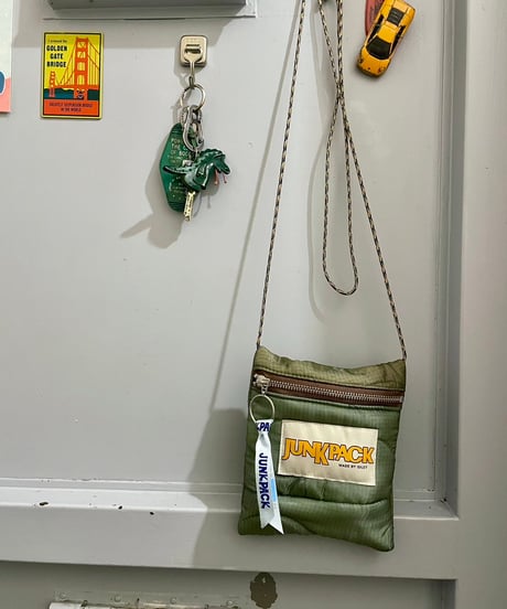 JUNK PACK  [us quilting Sakosh]