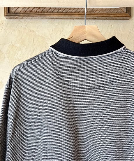 インしないで着るタイプのポロシャツ