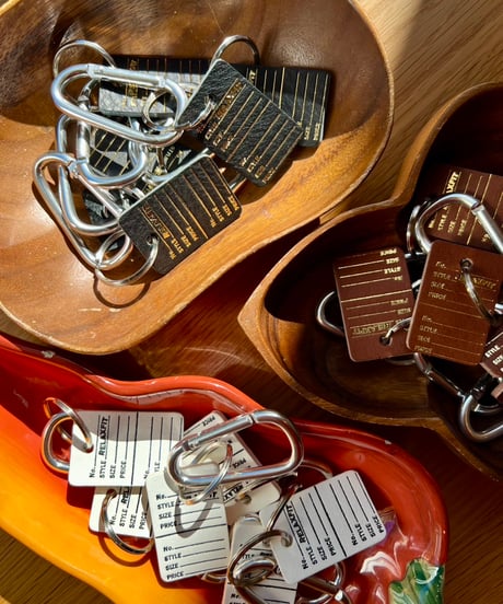 RELAX FIT  №85  [ US price tag  KeyHolder ]