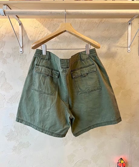 ポケットいっぱいカーゴショーツ
