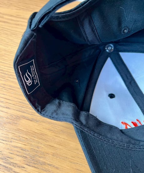 ジャイアンツカラーのタイガースCAP