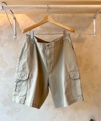 何も考えずに履けるカーゴショーツ