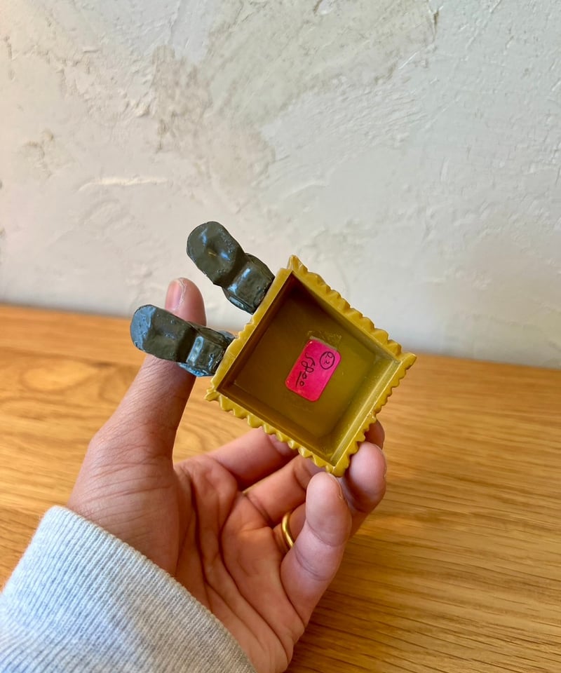 ♯22 ソファーで酒飲むおじさんフィギュア | supermarket