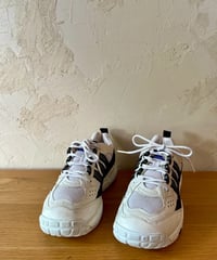 adidas RESPONSE TRAINER