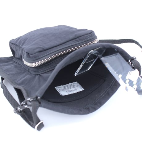 ［implres］IN-54 squeeze shoulder bag