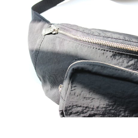 ［implres］IN-56 cheerful body bag