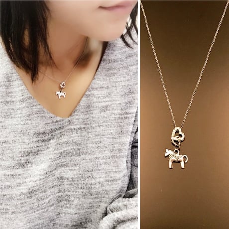 シンプルな馬のハートネックレス