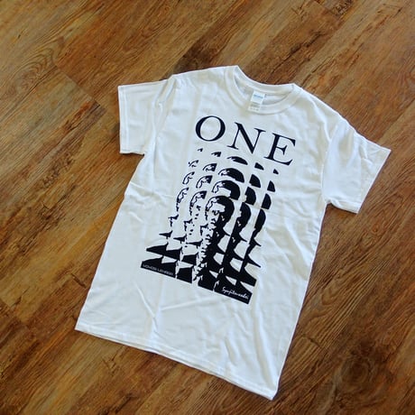 終日和平 Ｔ シャツ  designed  by  CYDERHOUSE