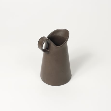 teto ceramic  / ピッチャー・小 (花器)・濃茶(錆鉄色) (実物写真2261)