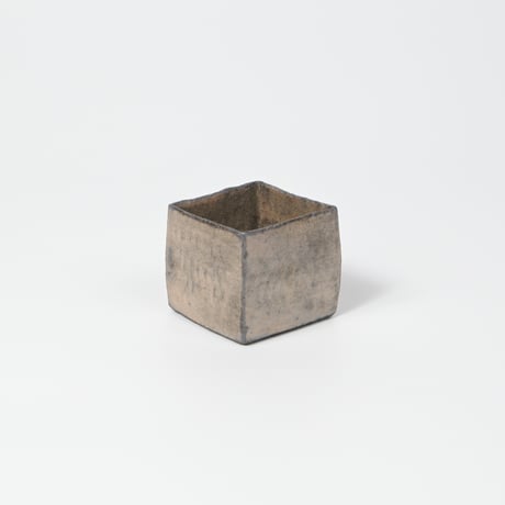 井内 素 / 小鉢 / CUBE / 灰 (実物写真3-511)