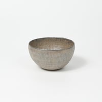井内 素 / 丸碗 / ボウル / 灰 (実物写真3-523)