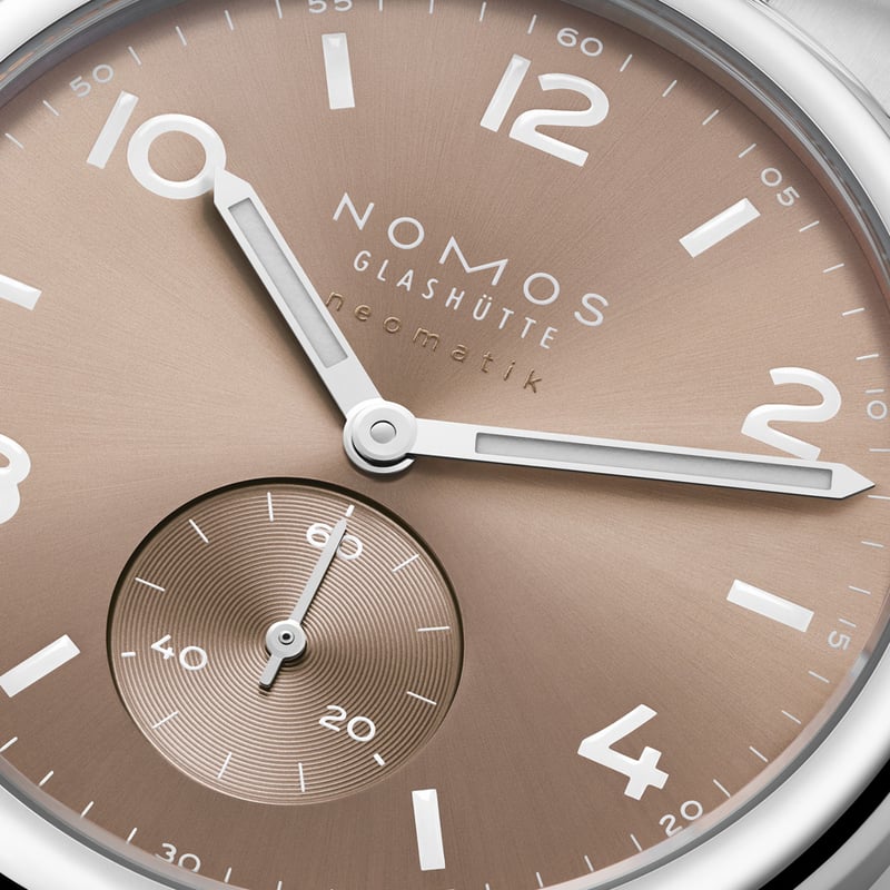 NOMOS Glashütte / Club Sport neomatik 39 Amber/