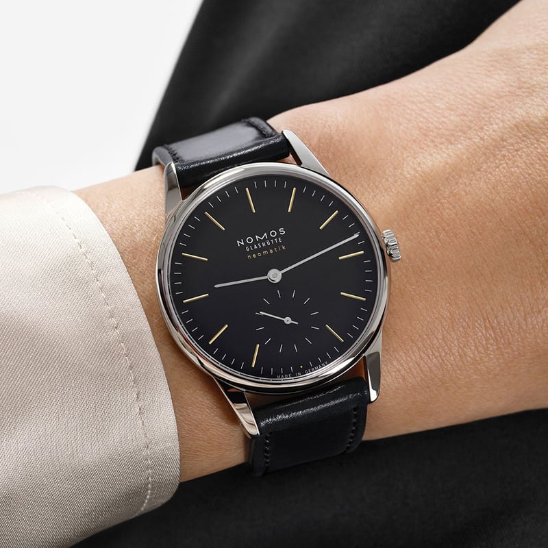 NOMOS Glashütte / Orion Neomatik New Black / N NOMOS Glashütte / Orion Neomatik New Black / N