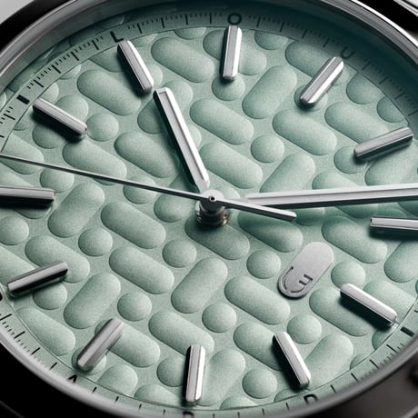 Louis Erard / 2340 / LE35123TA11BMT12 MINT