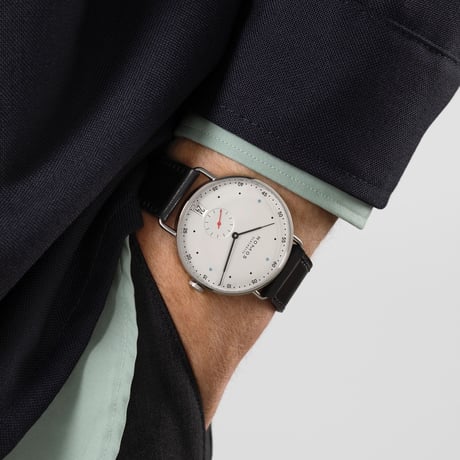 NOMOS Glashütte / Metro Date 38 / NM1102　1102