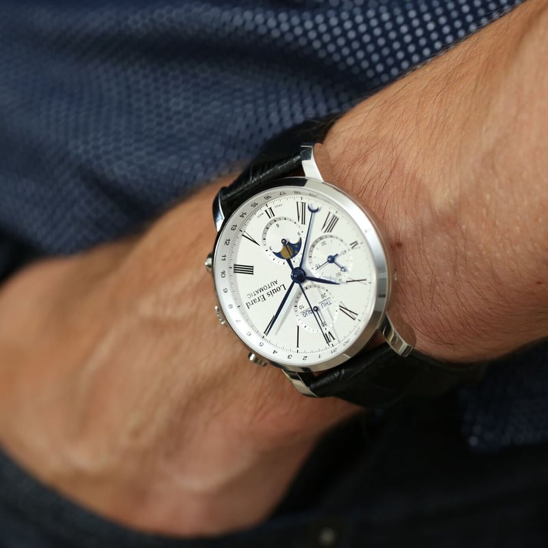 Louis erard hotsell excellence moonphase