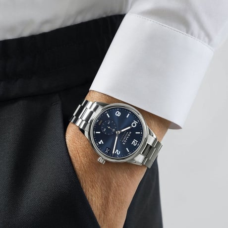 NOMOS Glashütte / Club Sport neomatik 42date blue / CLS161011BL2CSM  782