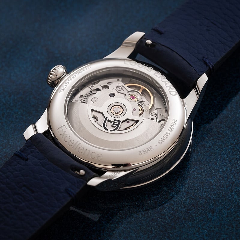 繋　(繁忙期中コメント返信遅れる場合あり コンパクト法螺貝　赤紐極小セット Louis Erard / Excellence Small Second color dia