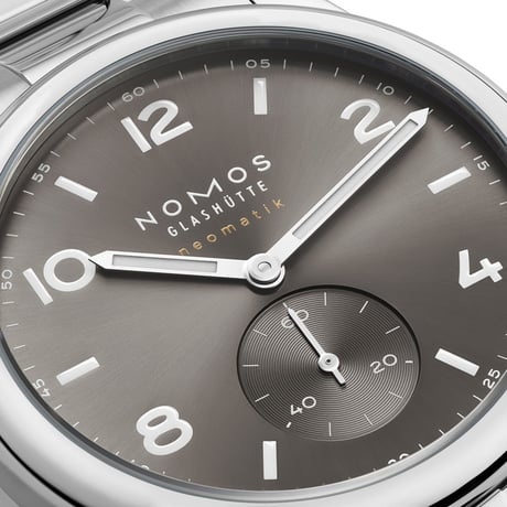 NOMOS Glashütte / Club Sport neomatik 39 Smoke / NM764