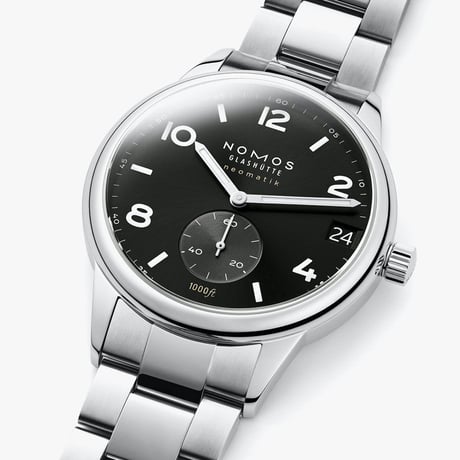 NOMOS Glashütte / Club Sport neomatik 42date black / CLS161011B2CSM 781
